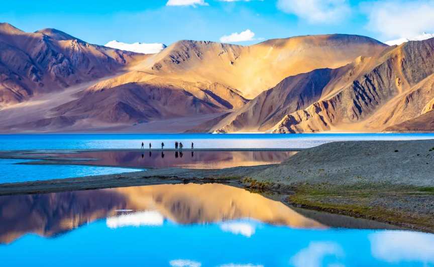 Tour Packages for Couple in Ladakh