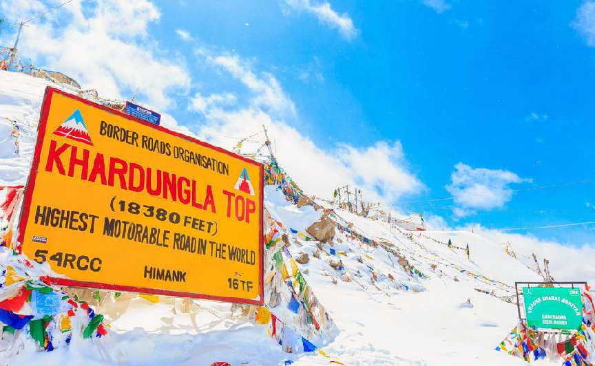 Best Tour Package for Ladakh